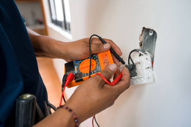 Best Electrician Near Me  in Lewistown, IL