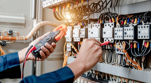 Best 24-Hour Electrician  in Lewistown, IL