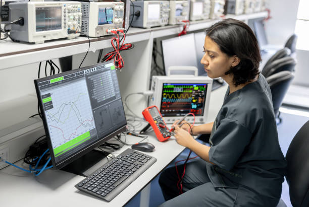 Best Emergency Electrical Repair  in Lewistown, IL